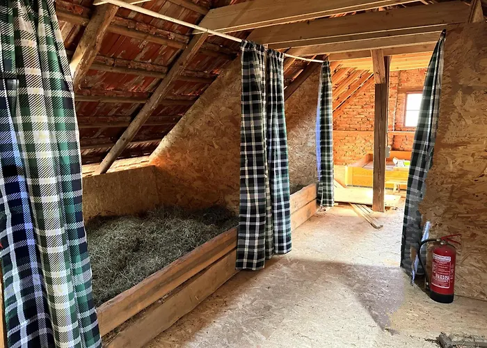 Bett Im Heu-Koje Mit Schlafsack Free Wifi 팜스테이 Hausbreitenbach